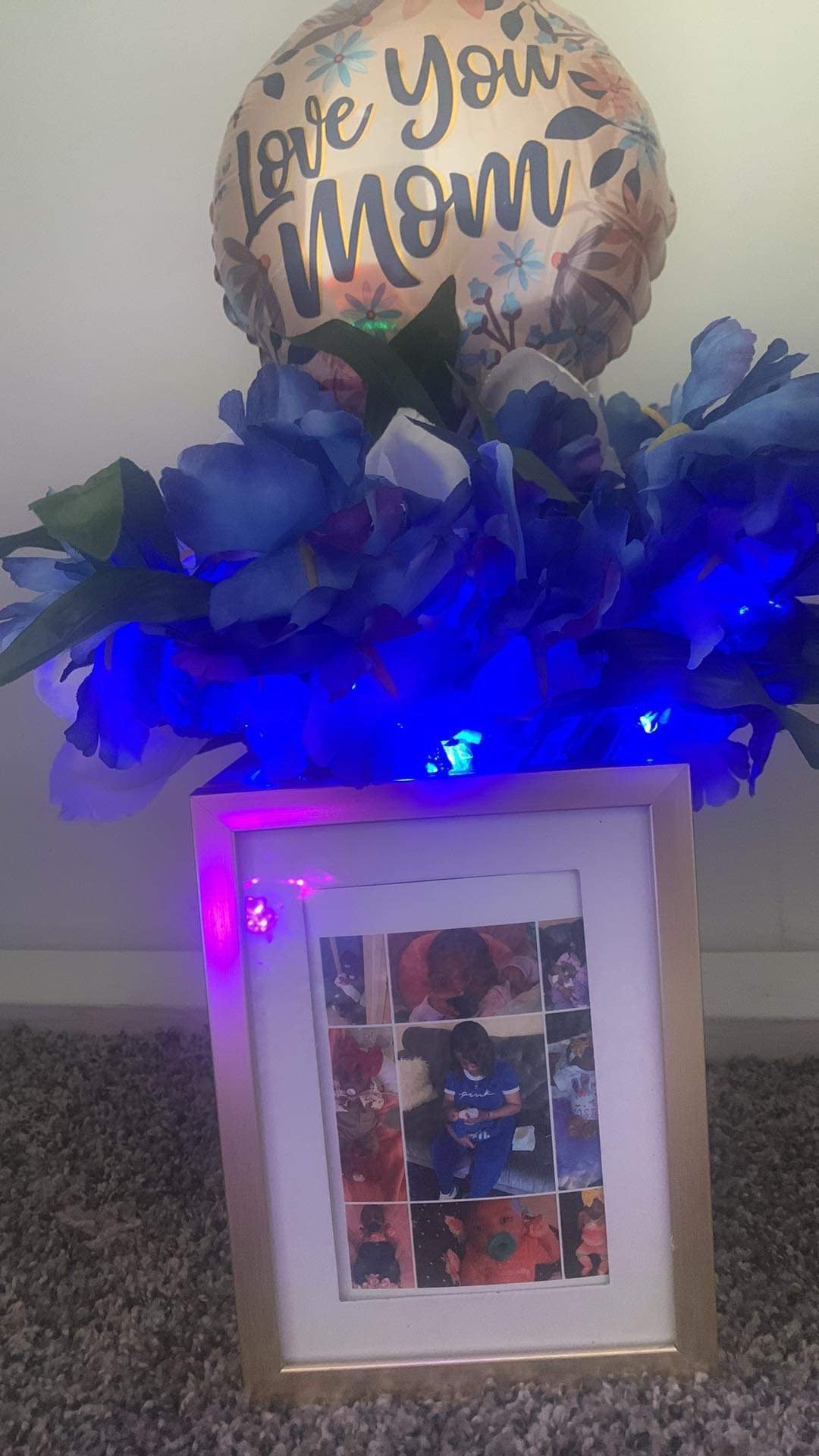 Light up photo vase